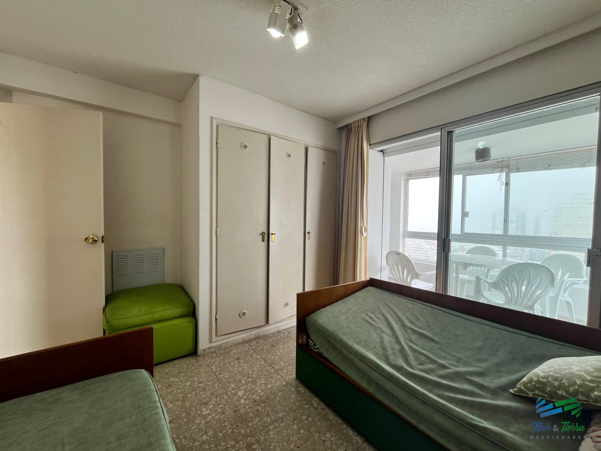 Apartamento ID.4900 - En venta apartamento 3 dormitorios en Peninsula, Punta del Este