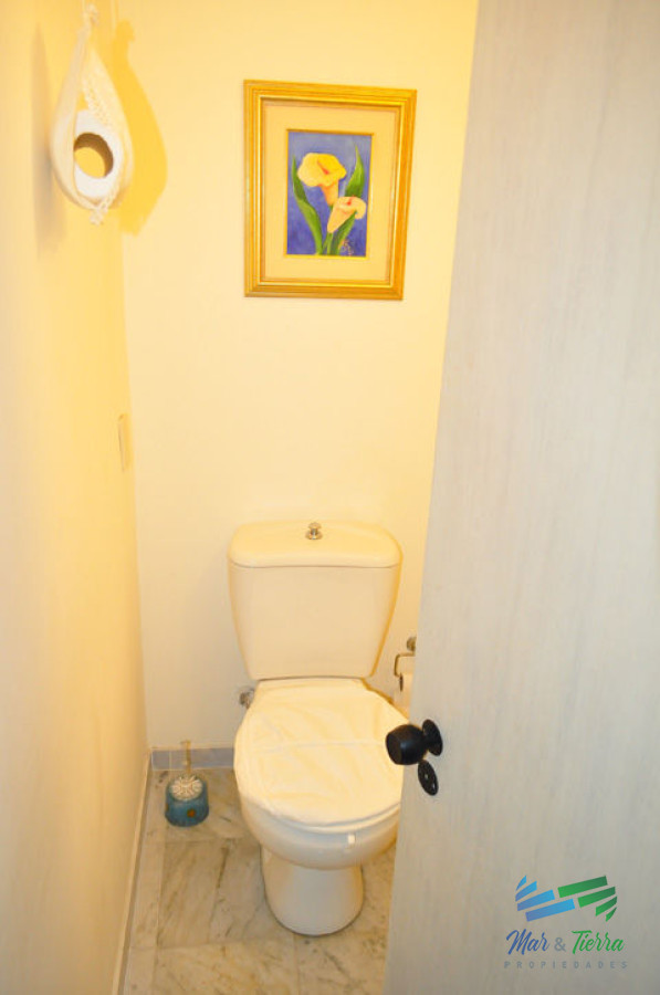 Apartamento ID.5142 - En venta apartamento 3 dormitorios y 3 baños en brava 