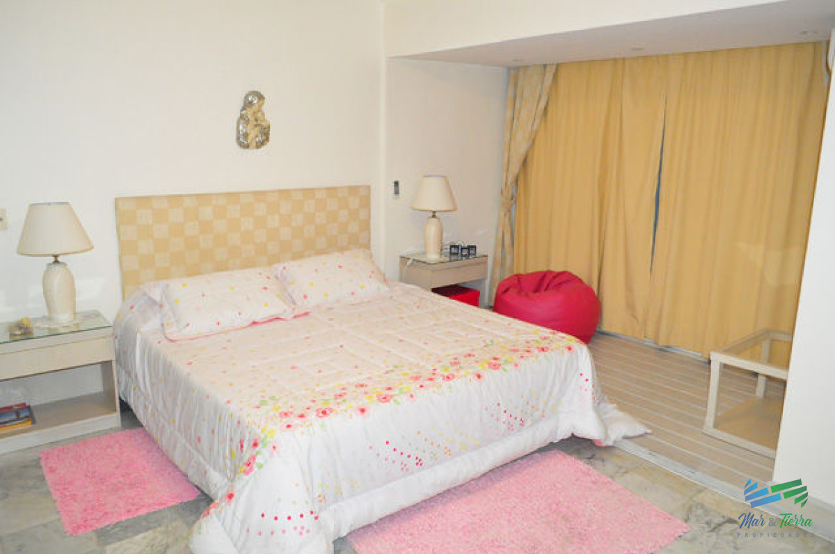 Apartamento ID.5142 - En venta apartamento 3 dormitorios y 3 baños en brava 