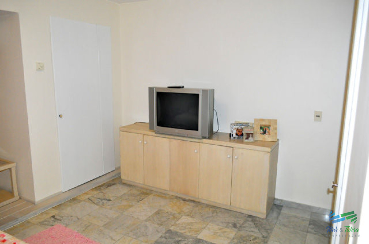 Apartamento ID.5142 - En venta apartamento 3 dormitorios y 3 baños en brava 