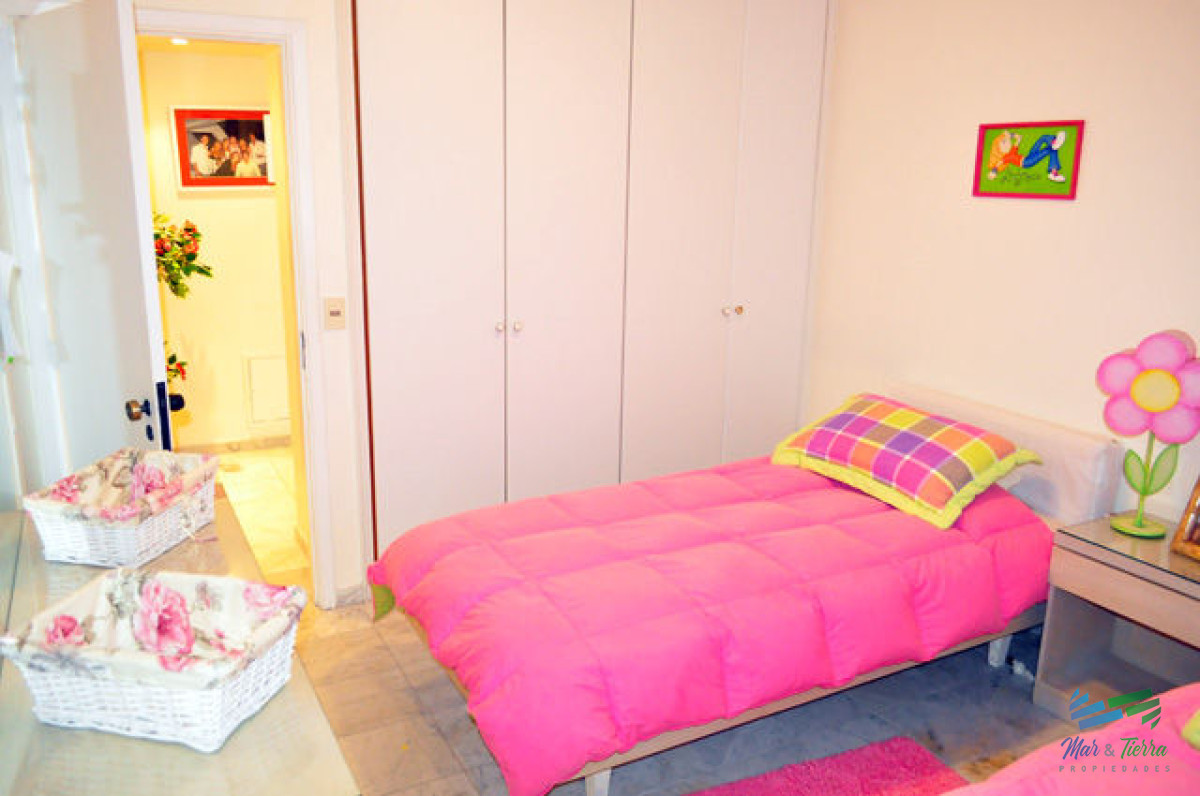 Apartamento ID.5142 - En venta apartamento 3 dormitorios y 3 baños en brava 