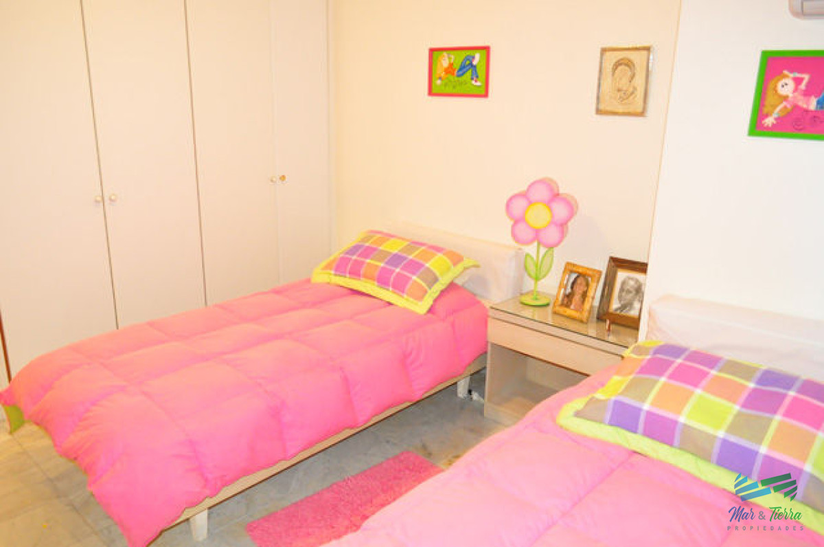 Apartamento ID.5142 - En venta apartamento 3 dormitorios y 3 baños en brava 