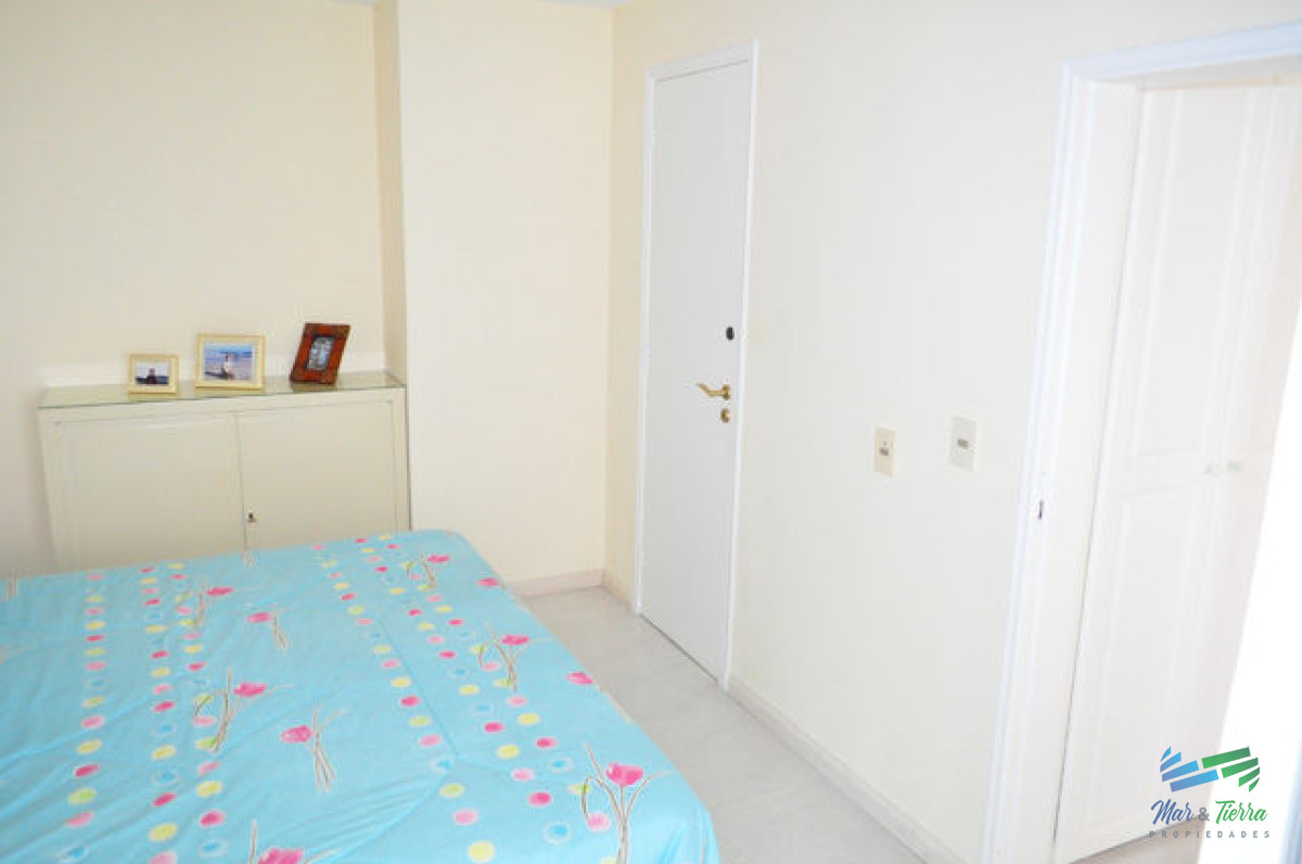 Apartamento ID.5142 - En venta apartamento 3 dormitorios y 3 baños en brava 