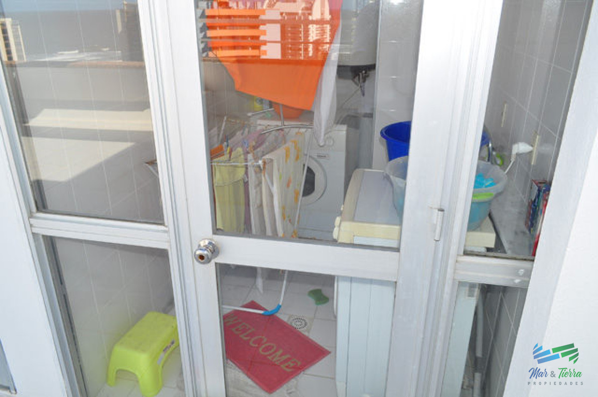 Apartamento ID.5142 - En venta apartamento 3 dormitorios y 3 baños en brava 