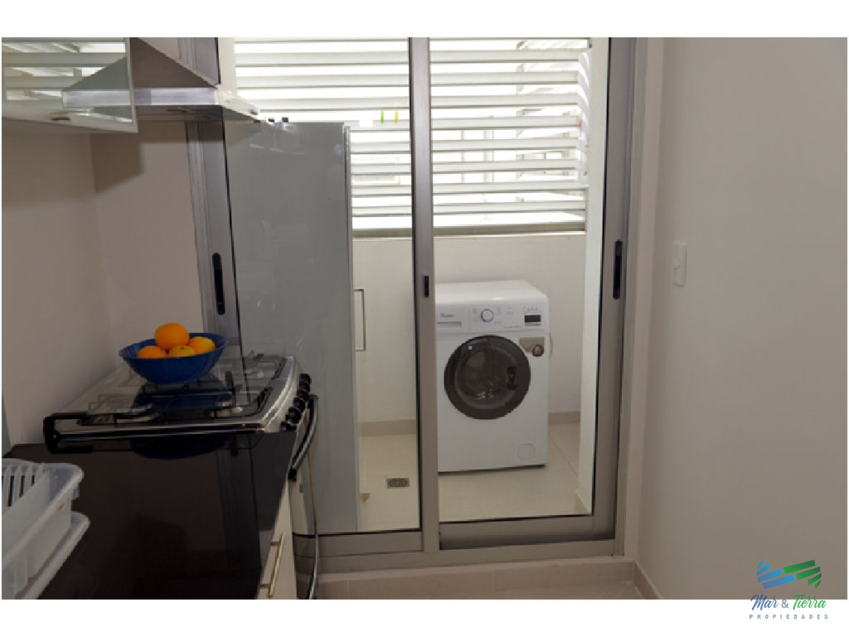 Apartamento ID.5129 - En venta apartamento de 3 dormitorios en Ocean Drive, piso alto con vista al mar, Roosevelt, Punta del Este.