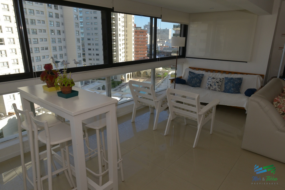 Apartamento ID.3187 -   Departamento en Punta del Este, Torre con servicios