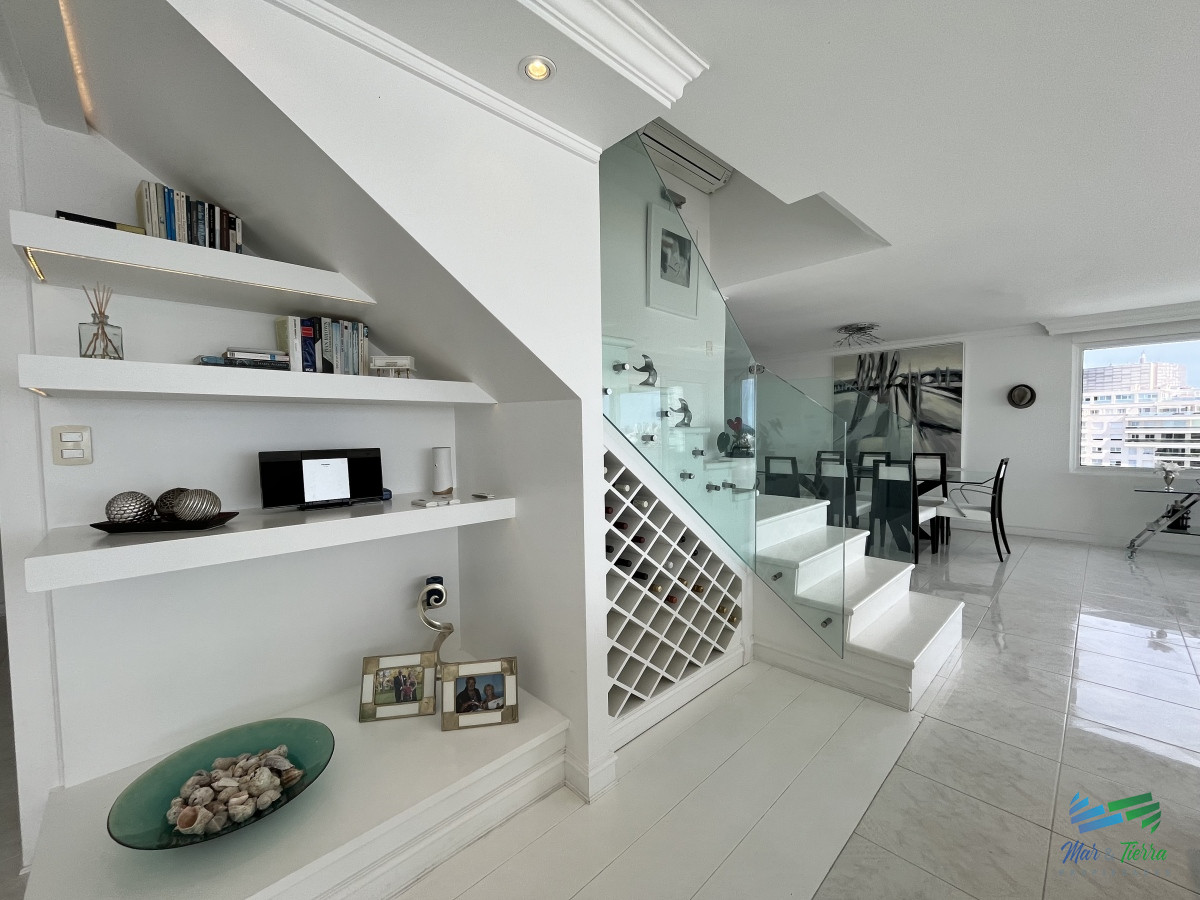 Apartamento ID.4521 - DIVINO IMPECABLE CON SERVICIOS