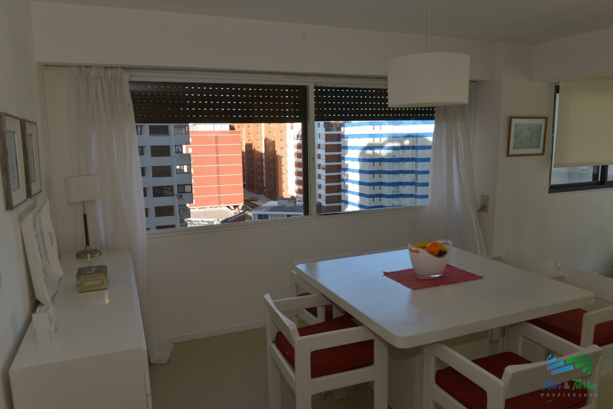Apartamento ID.3187 -   Departamento en Punta del Este, Torre con servicios