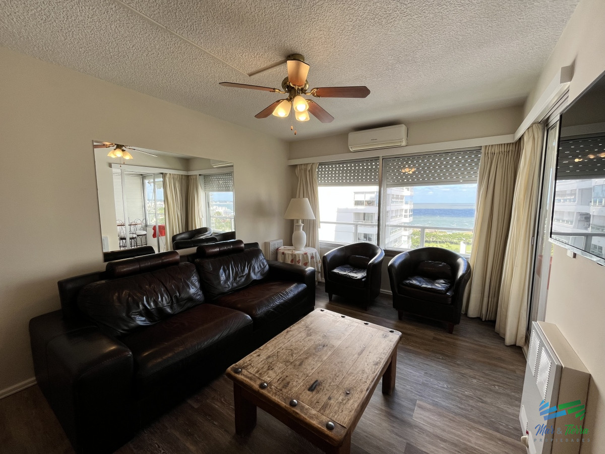 Apartamento ID.5775 - En venta apartamento 1 dormitorio y medio en Playa Mansa, complejo Lincon Center, Punta del este