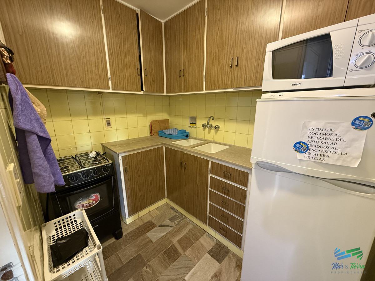 Apartamento ID.5131 - En venta apartamento 2 dormitorios con vista al mar en Peninsula, Punta del Este