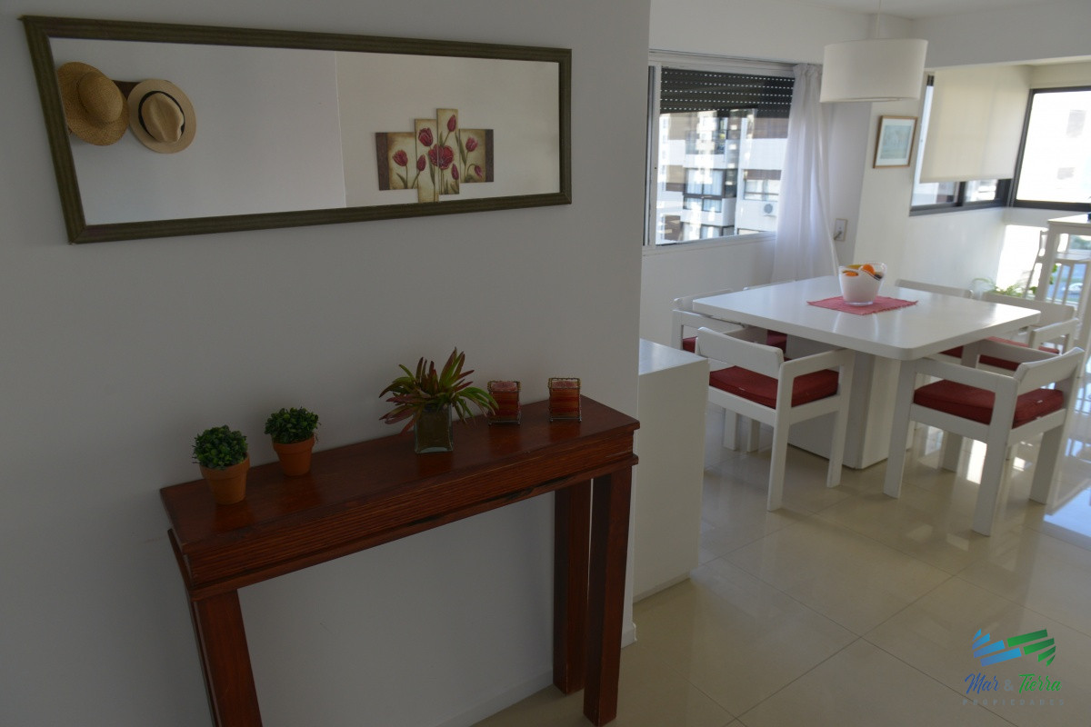 Apartamento ID.3187 -   Departamento en Punta del Este, Torre con servicios