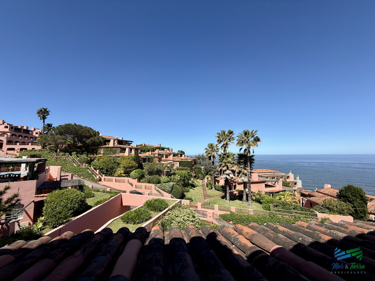 Apartamento ID.5527 - venta apartamento 4 dormitorios en Marina del Este, Punta Ballena, Punta del Este