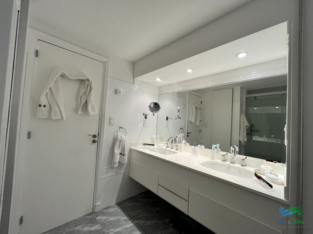 Apartamento ID.4521 - DIVINO IMPECABLE CON SERVICIOS