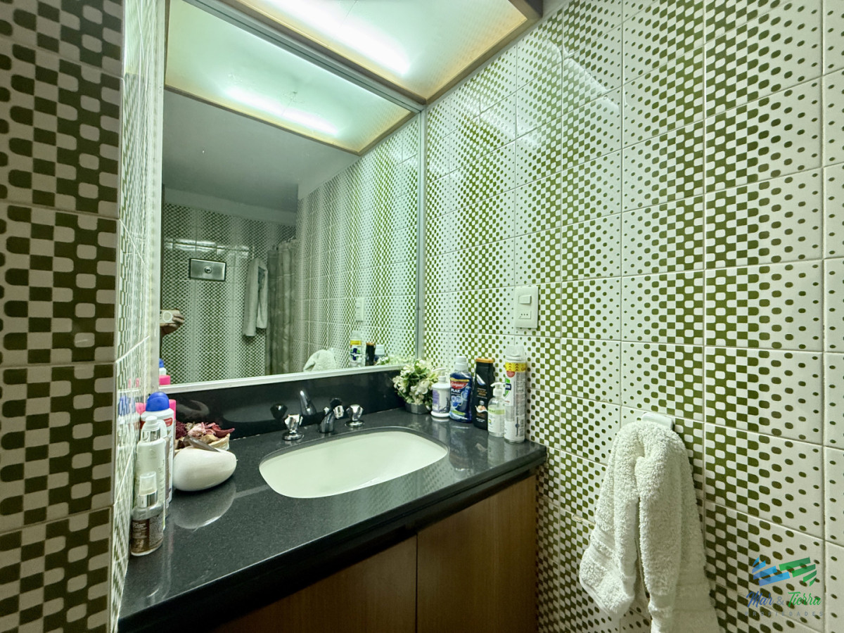 Apartamento ID.5717 - En Venta Amplio Apartamento en Torre Amalfi  Playa Mansa