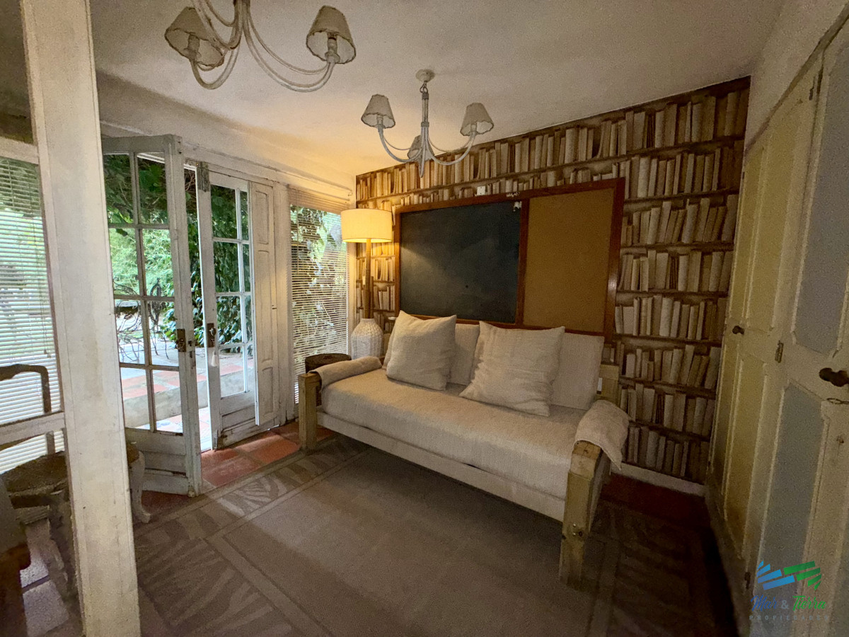 Casa ID.5141 - En venta casa 4 dormitorios con piscina en Pinares, Punta del Este