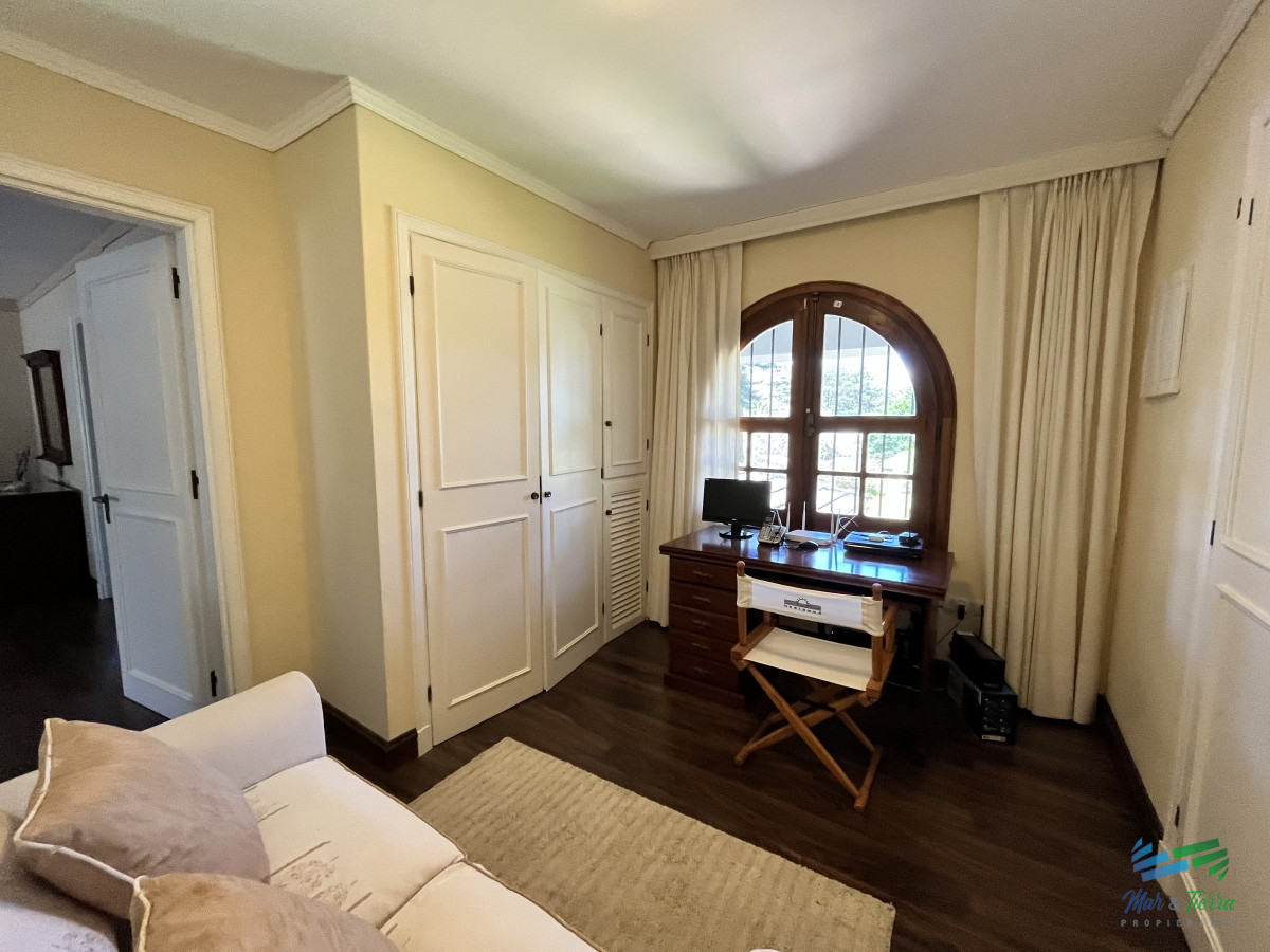 Casa ID.5306 - Excelente Residencia en venta, Lugano - Punta del este 