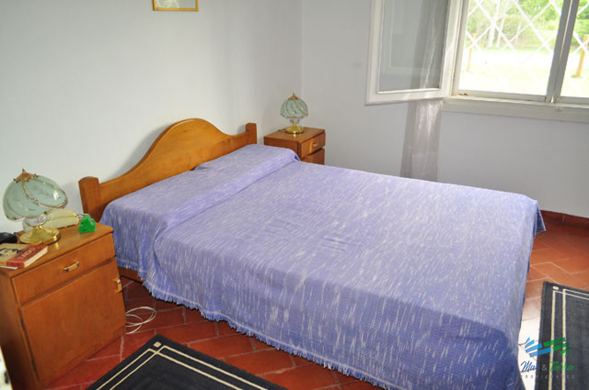 Casa ID.5708 - En venta Casa 3 dormitorios con buen terreno en Cantegril, Punta del Este