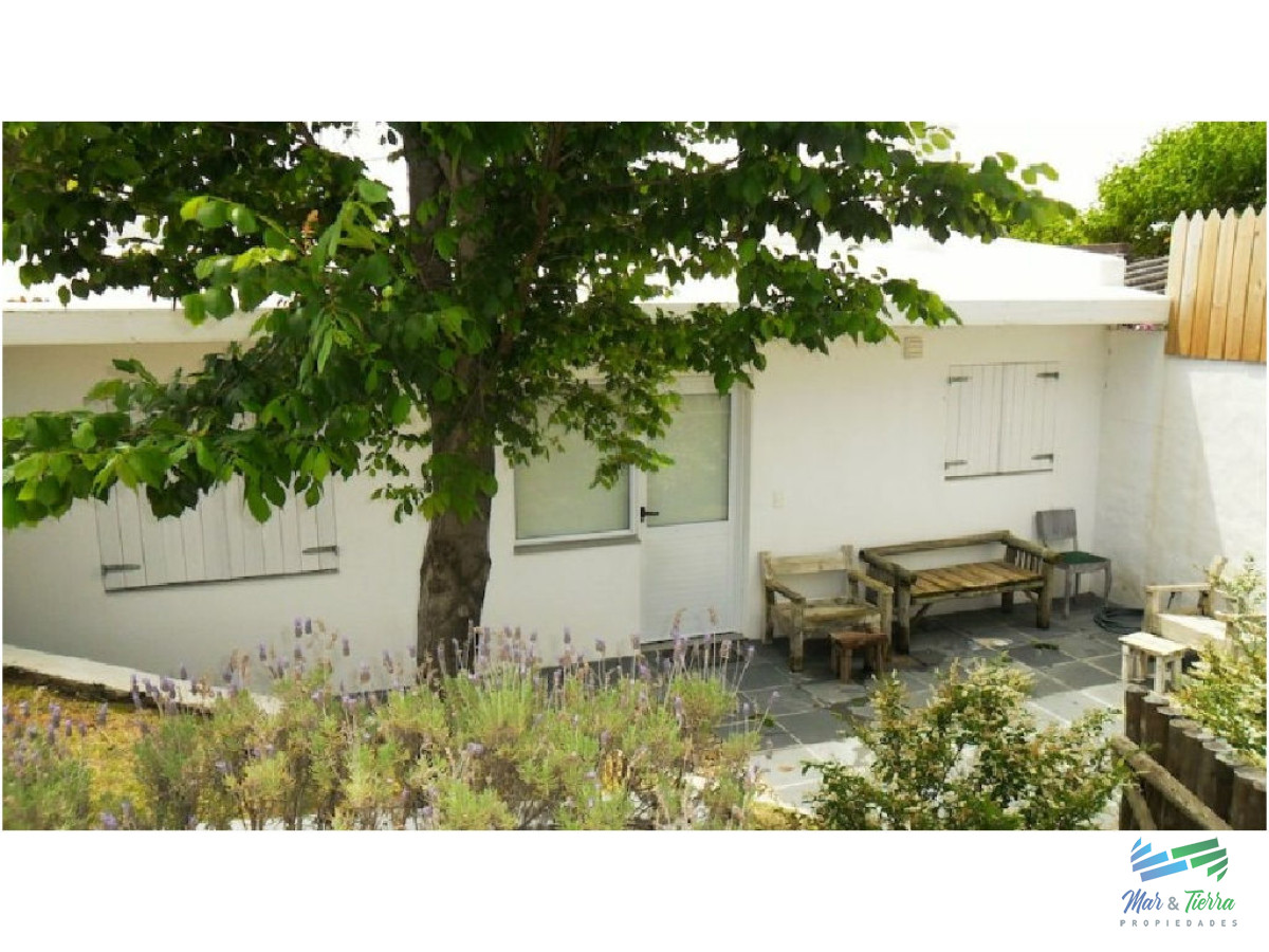 Casa ID.5236 - En venta casa 4 dormitorios con piscina, la Barra, Punta del Este