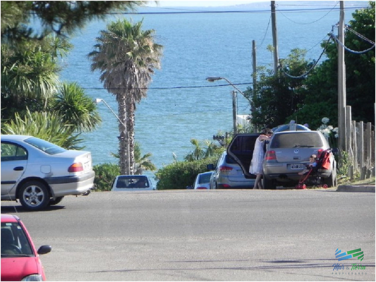 Casa ID.5236 - En venta casa 4 dormitorios con piscina, la Barra, Punta del Este