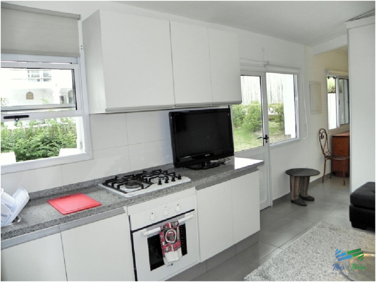 Casa ID.5236 - En venta casa 4 dormitorios con piscina, la Barra, Punta del Este