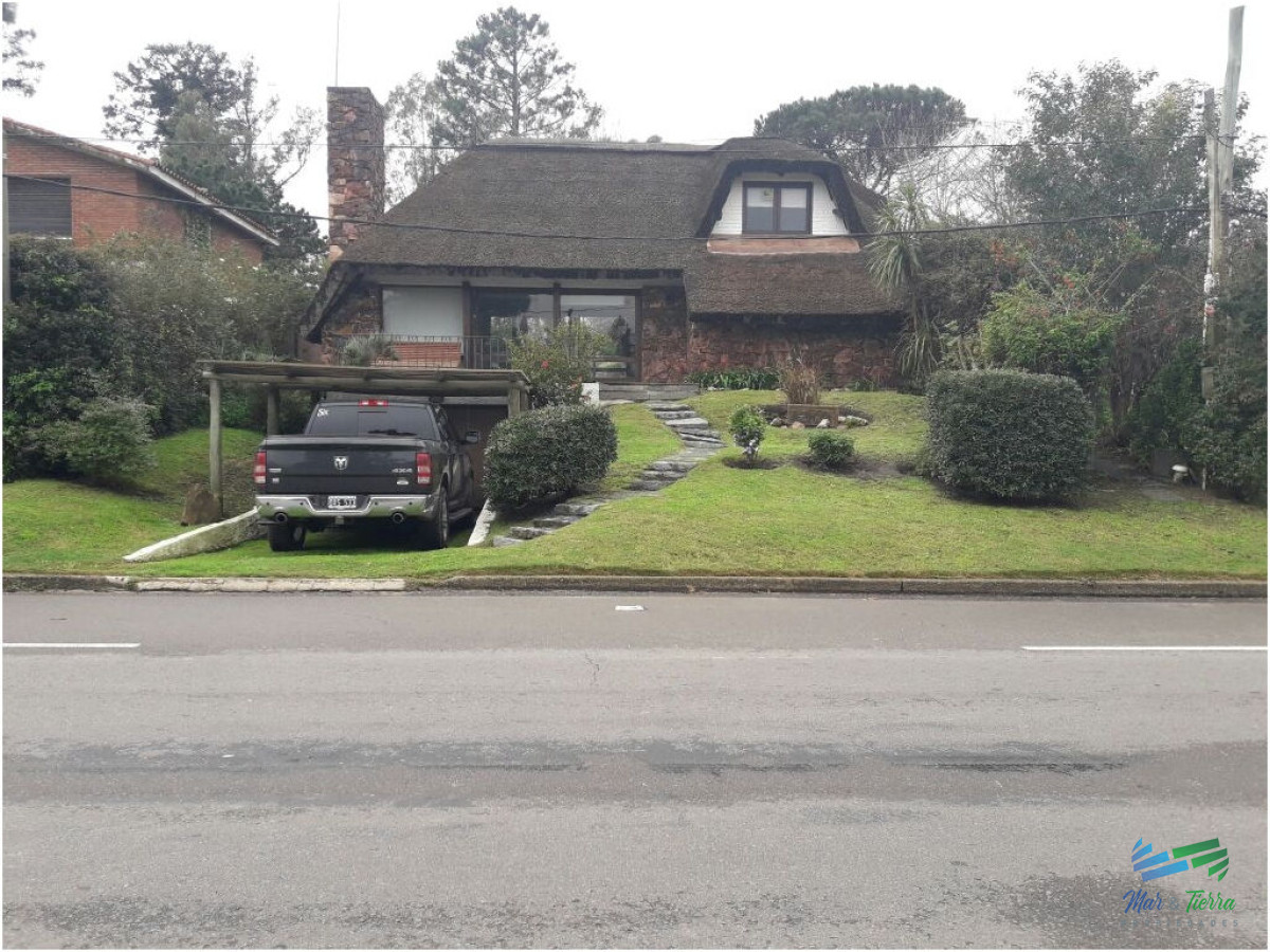 Casa ID.3389 - Casa en Punta del Este, Mansa