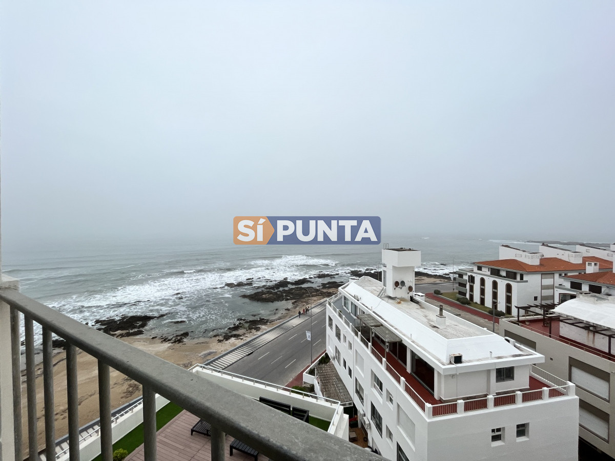 Edificio en la entrada de la peninsula - SPT10539A