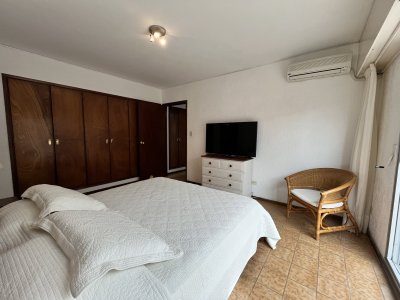 Excelente propiedad en primera linea de playa brava  - COL8447A