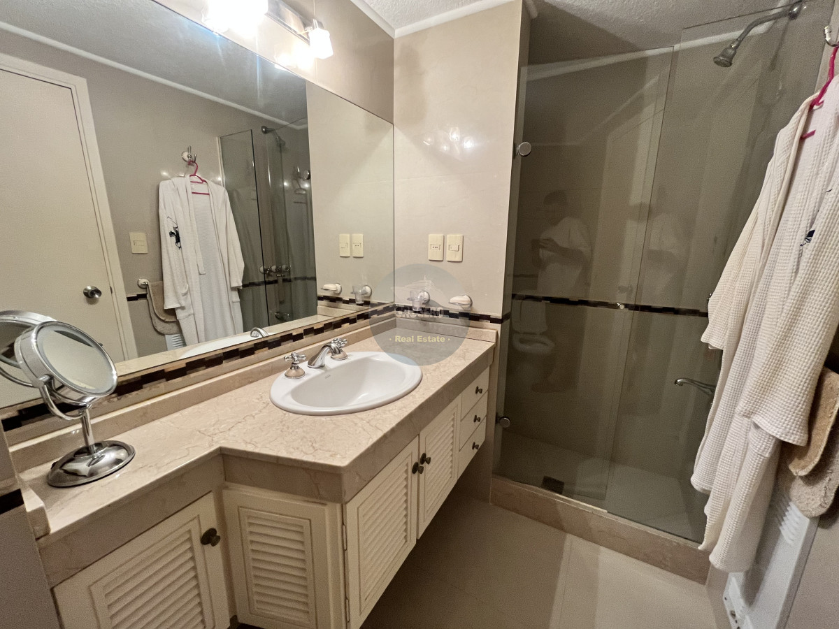 Apartamento ID.6559 - APARTAMENTO EN VENTA DE 3 DORMITORIOS EN PENINSULA