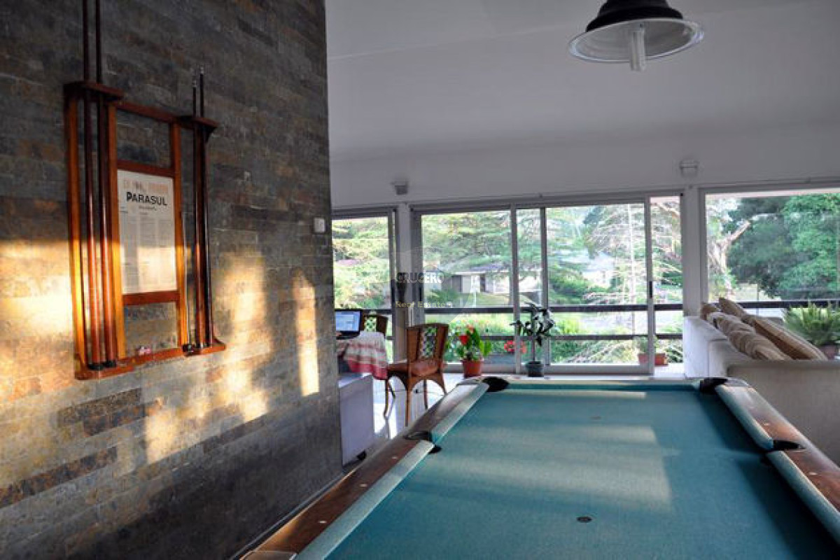 Casa ID.5798 - CASA EN VENTA EN LA MANSA DE 5 DORMITORIOS
