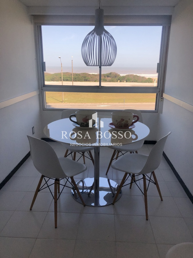 Apartamento ID.8352 - Amplio departamento frente al mar