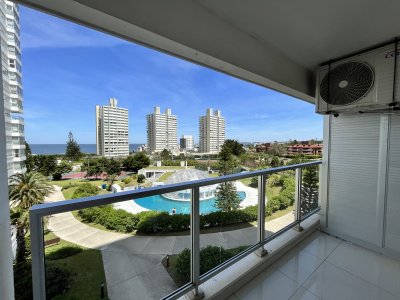 Oportunidad - apartamento en venta en la mansa con todos los servicios, Punta del Este.