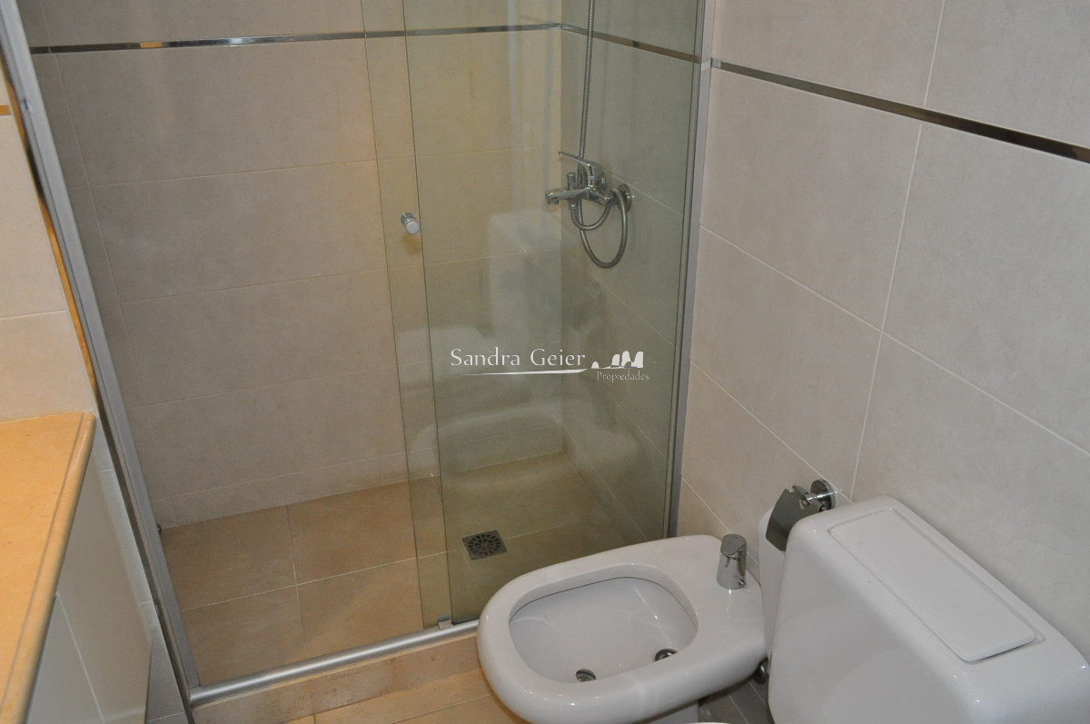 Apartamento ID.3097 - PENINSULA EXCELENTE VISTA VENTA PISO ALTO