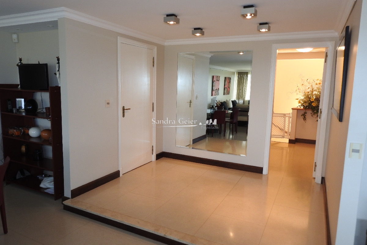 Apartamento ID.1308 - EDIFICIO EXCELENTE CATEGORIA