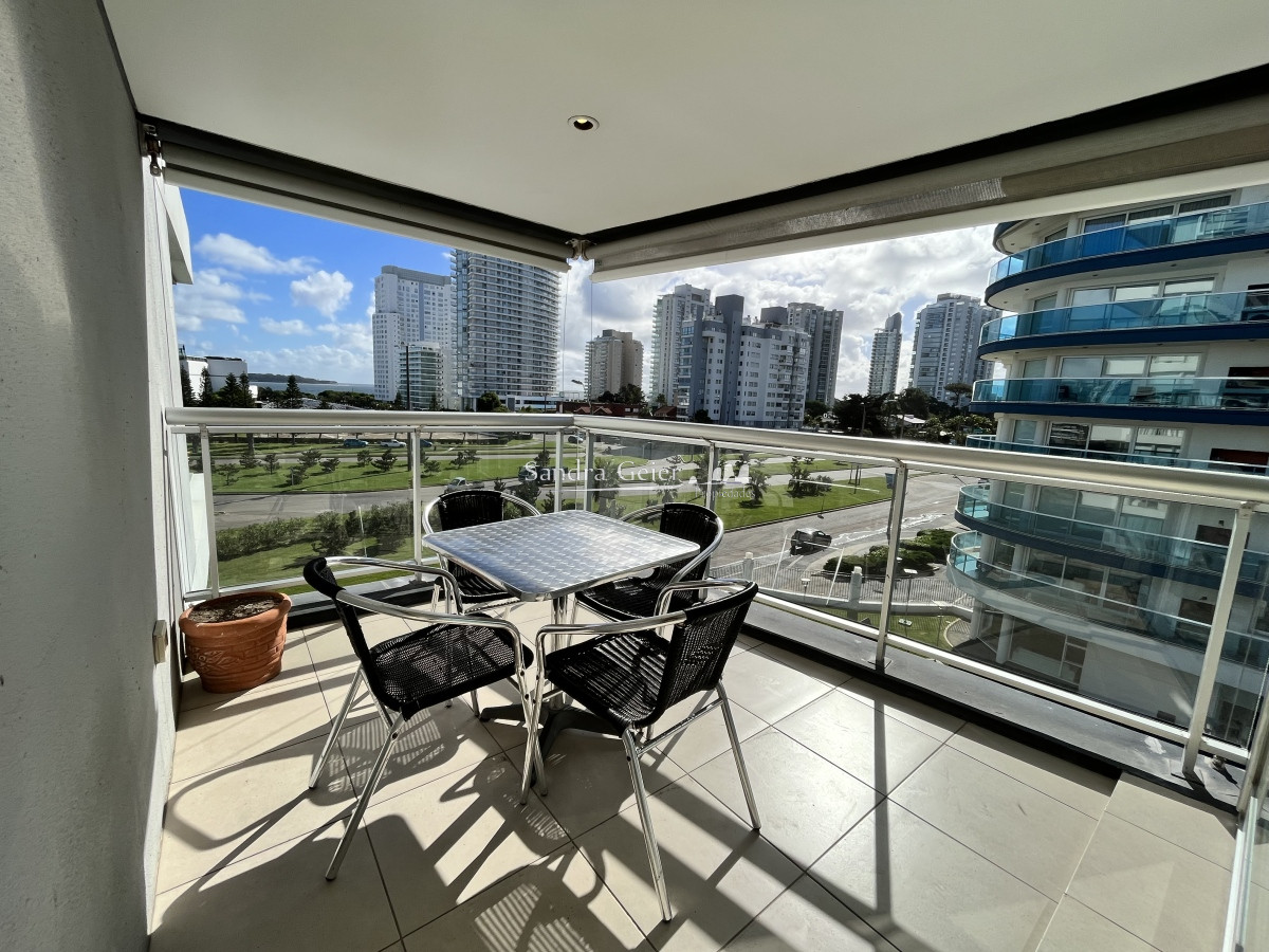 Apartamento ID.2533 - VENTA EN MANSA AIDY GRILL TOTALMENTE EQUIPADO 