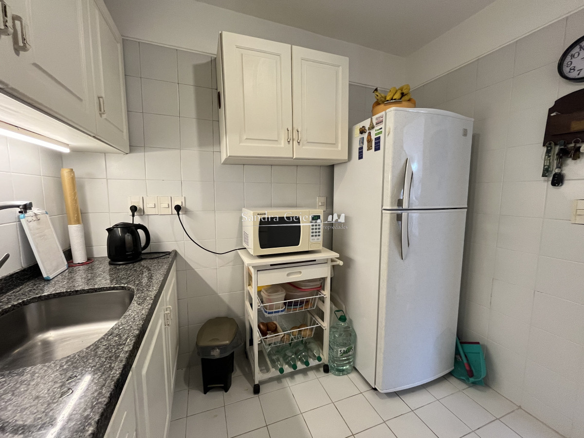 Apartamento ID.2844 - VENTA AV. CHIVERTA AIDY GRILL.        