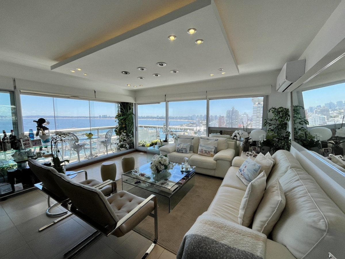 Apartamento ID.2325 - Peninsula vista al PUerto de PUnta del Este