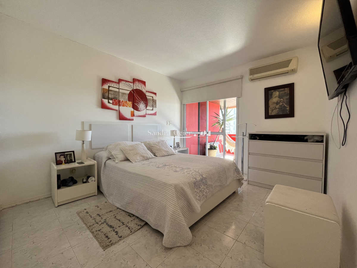 Apartamento ID.2844 - VENTA AV. CHIVERTA AIDY GRILL.        