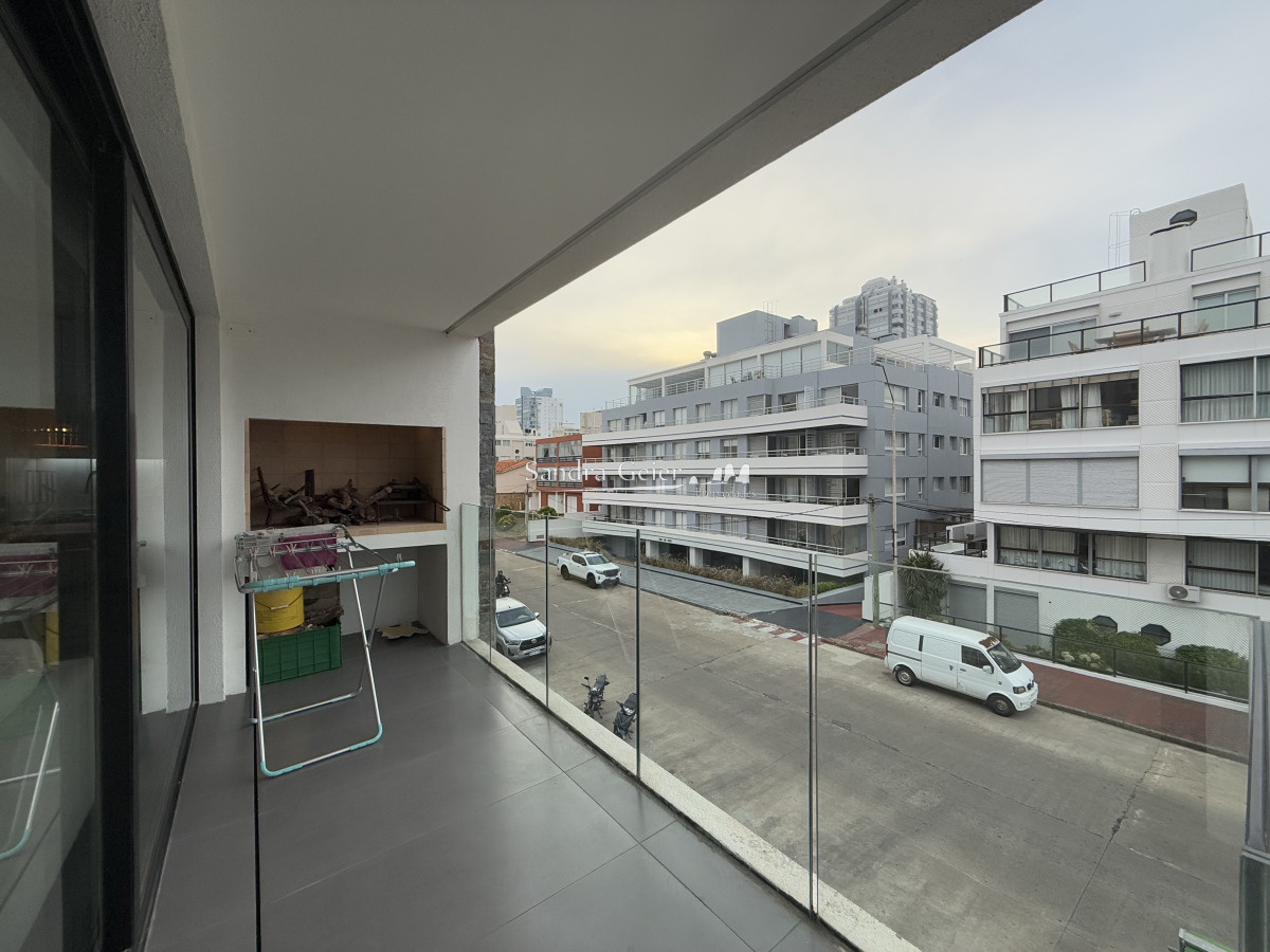 Apartamento ID.2859 - VENTA PENINSULA CASI A ESTRENAR EDIFIIO BONAIRE 