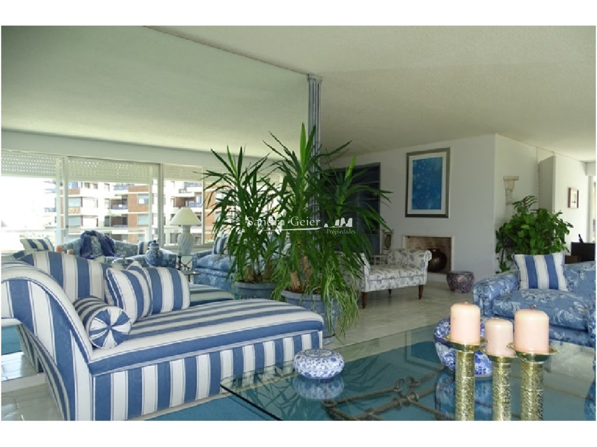 Apartamento ID.2860 -  BRAVA VENTA FRENTE AL MAR CATEGORIA