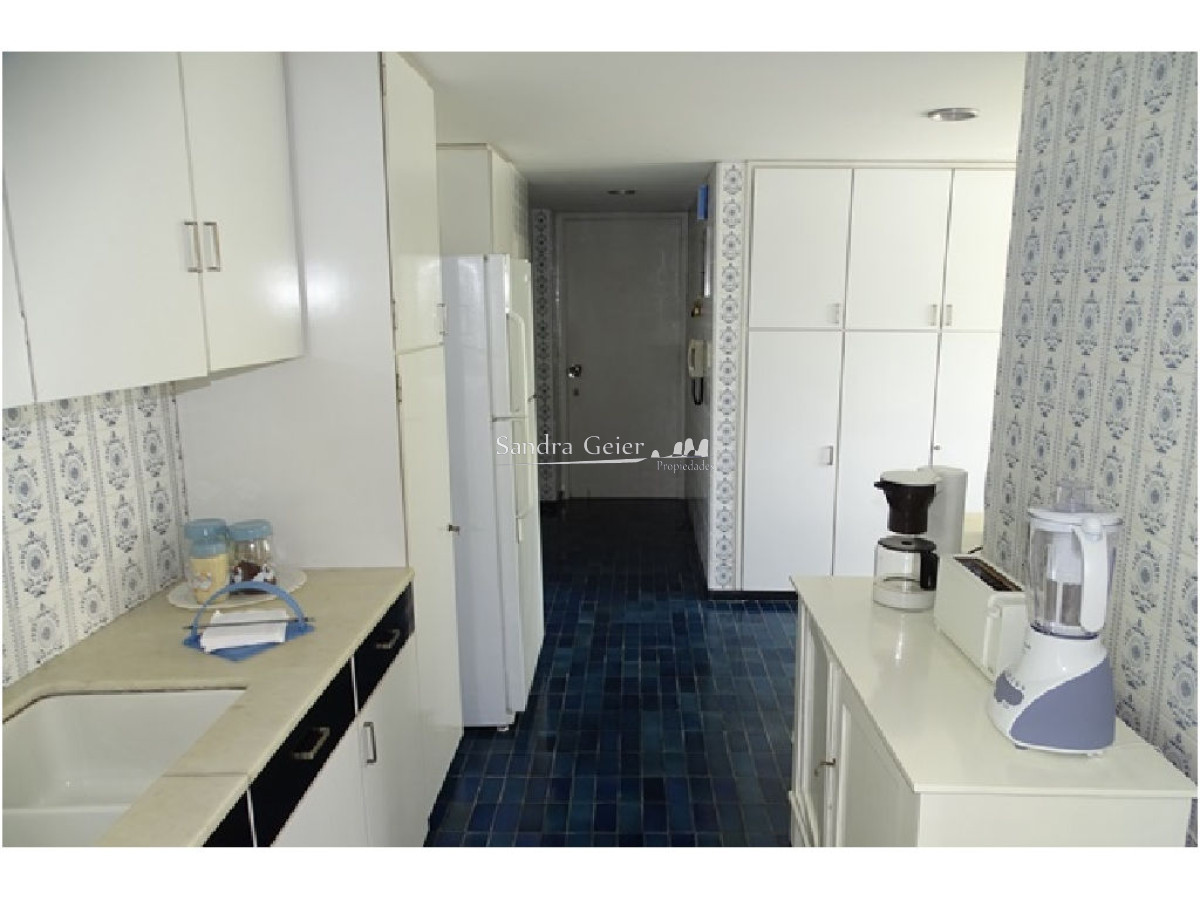 Apartamento ID.2860 -  BRAVA VENTA FRENTE AL MAR CATEGORIA