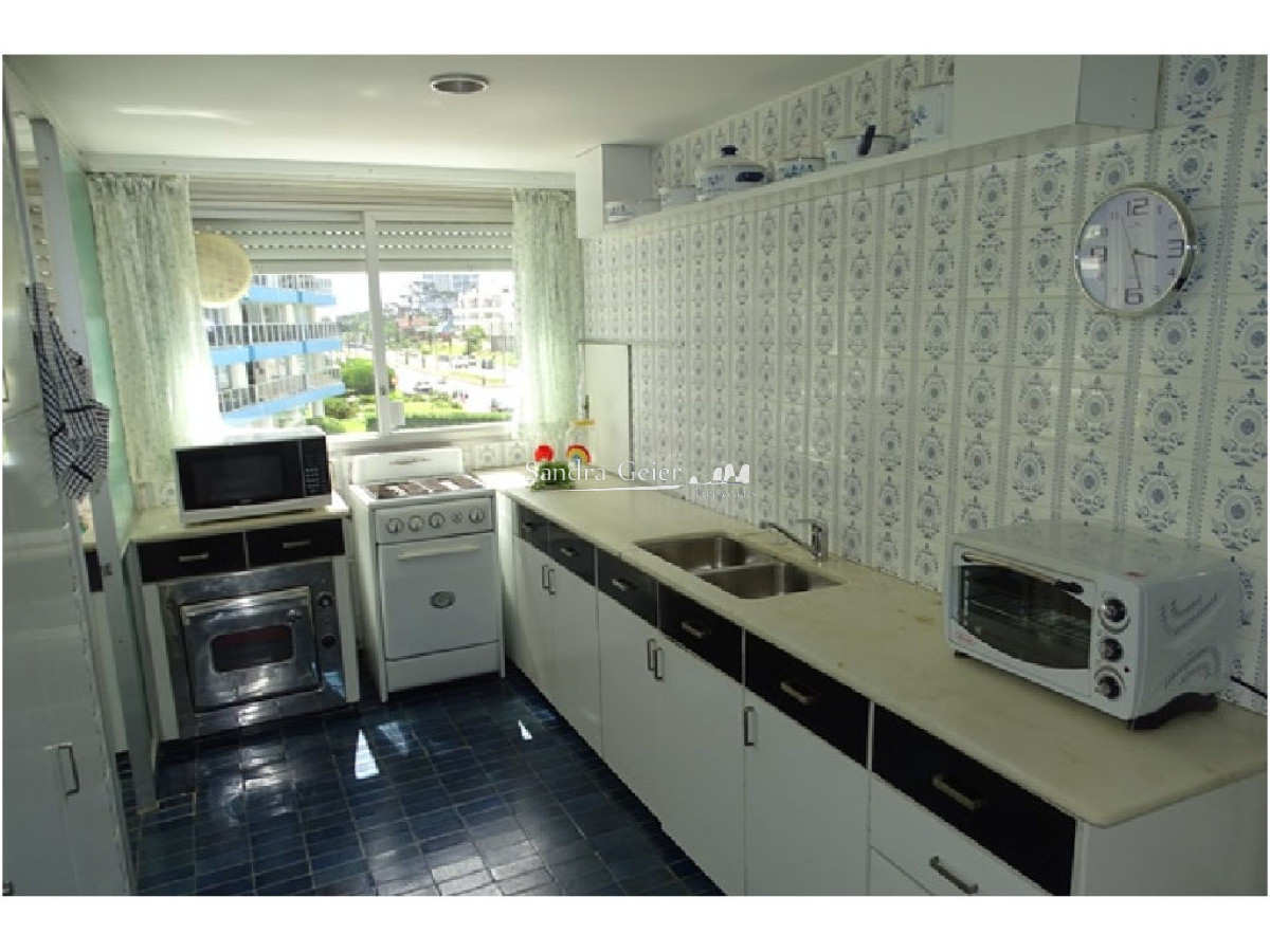 Apartamento ID.2860 -  BRAVA VENTA FRENTE AL MAR CATEGORIA