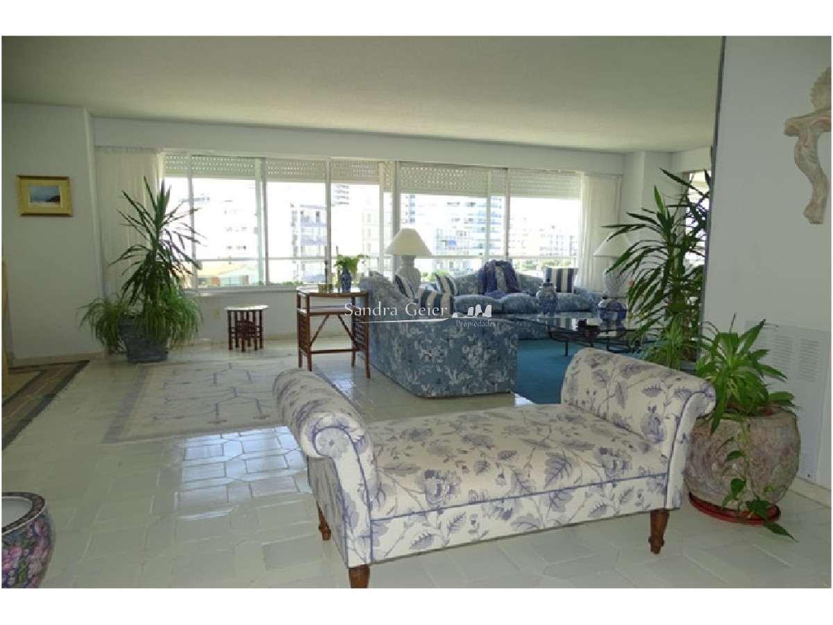 Apartamento ID.2860 -  BRAVA VENTA FRENTE AL MAR CATEGORIA