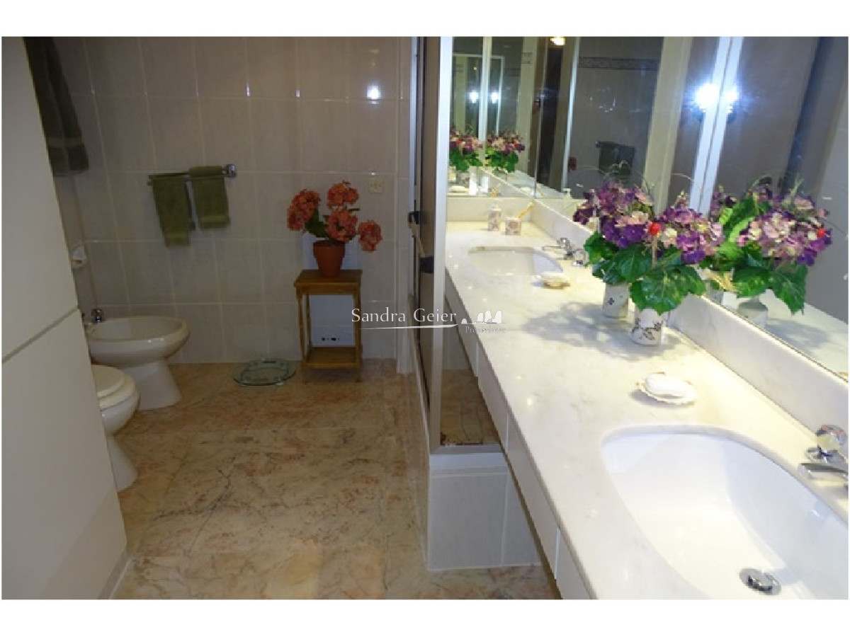 Apartamento ID.2860 -  BRAVA VENTA FRENTE AL MAR CATEGORIA