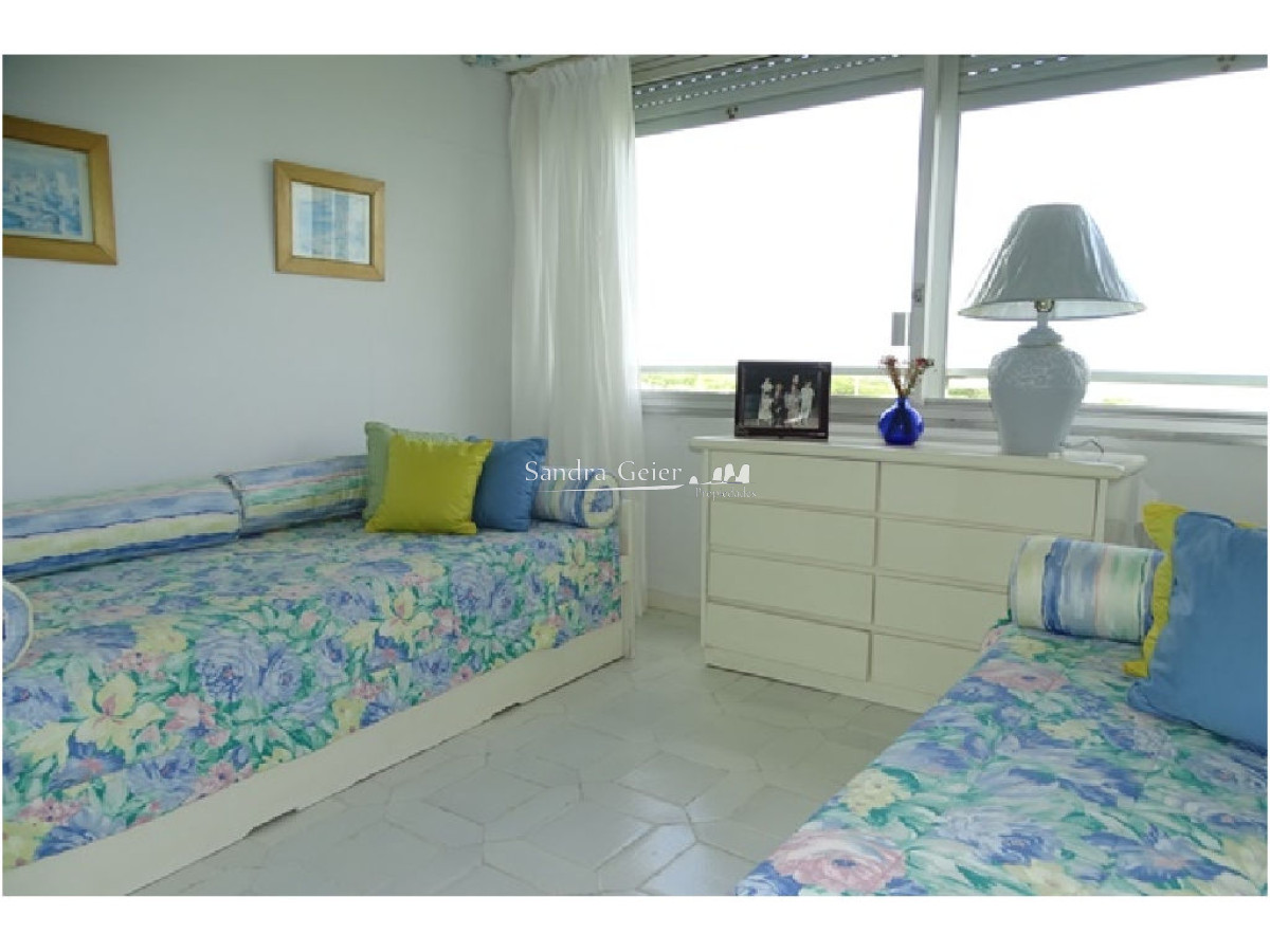 Apartamento ID.2860 -  BRAVA VENTA FRENTE AL MAR CATEGORIA
