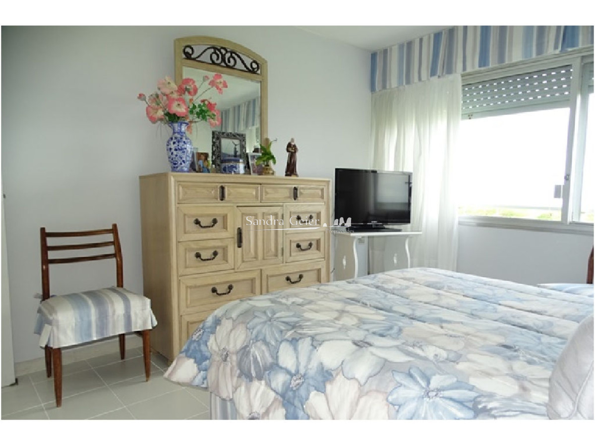 Apartamento ID.2860 -  BRAVA VENTA FRENTE AL MAR CATEGORIA