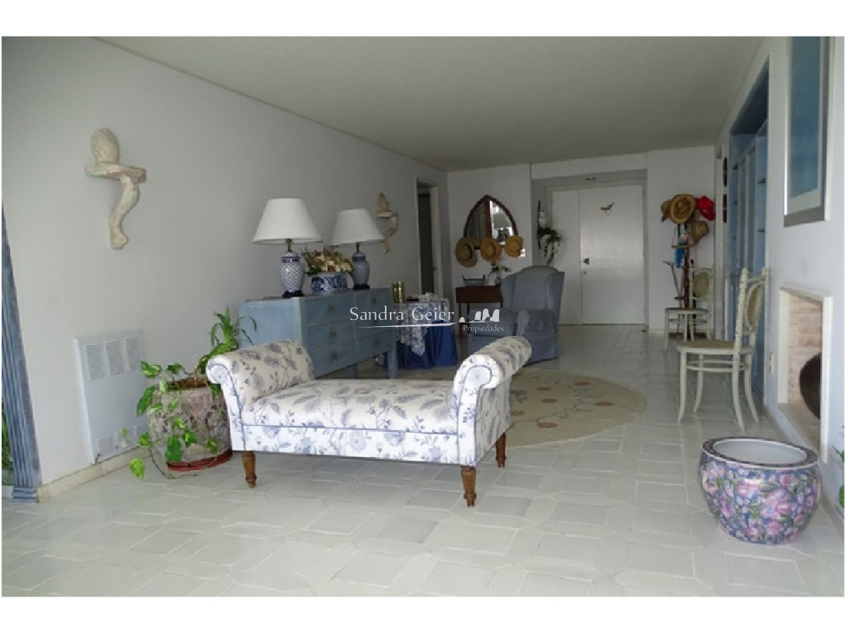 Apartamento ID.2860 -  BRAVA VENTA FRENTE AL MAR CATEGORIA