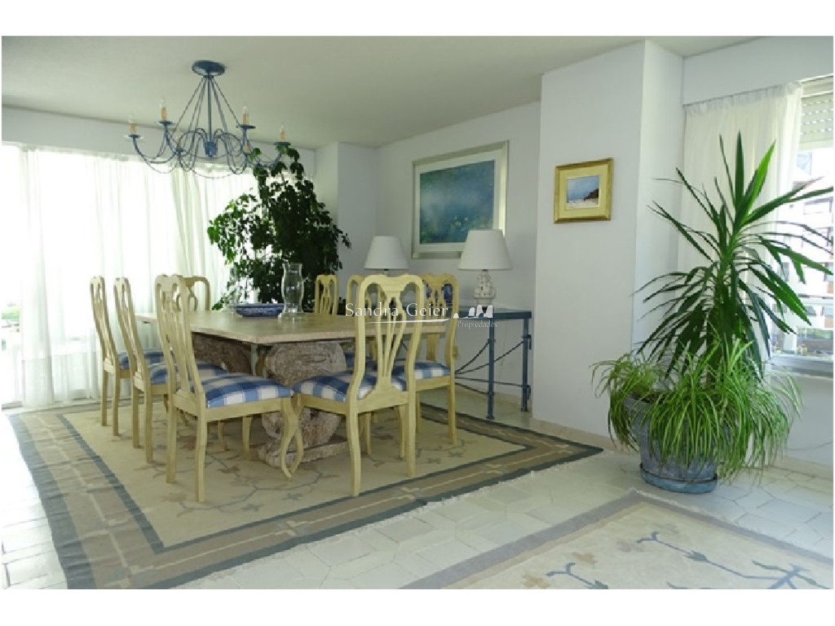 Apartamento ID.2860 -  BRAVA VENTA FRENTE AL MAR CATEGORIA