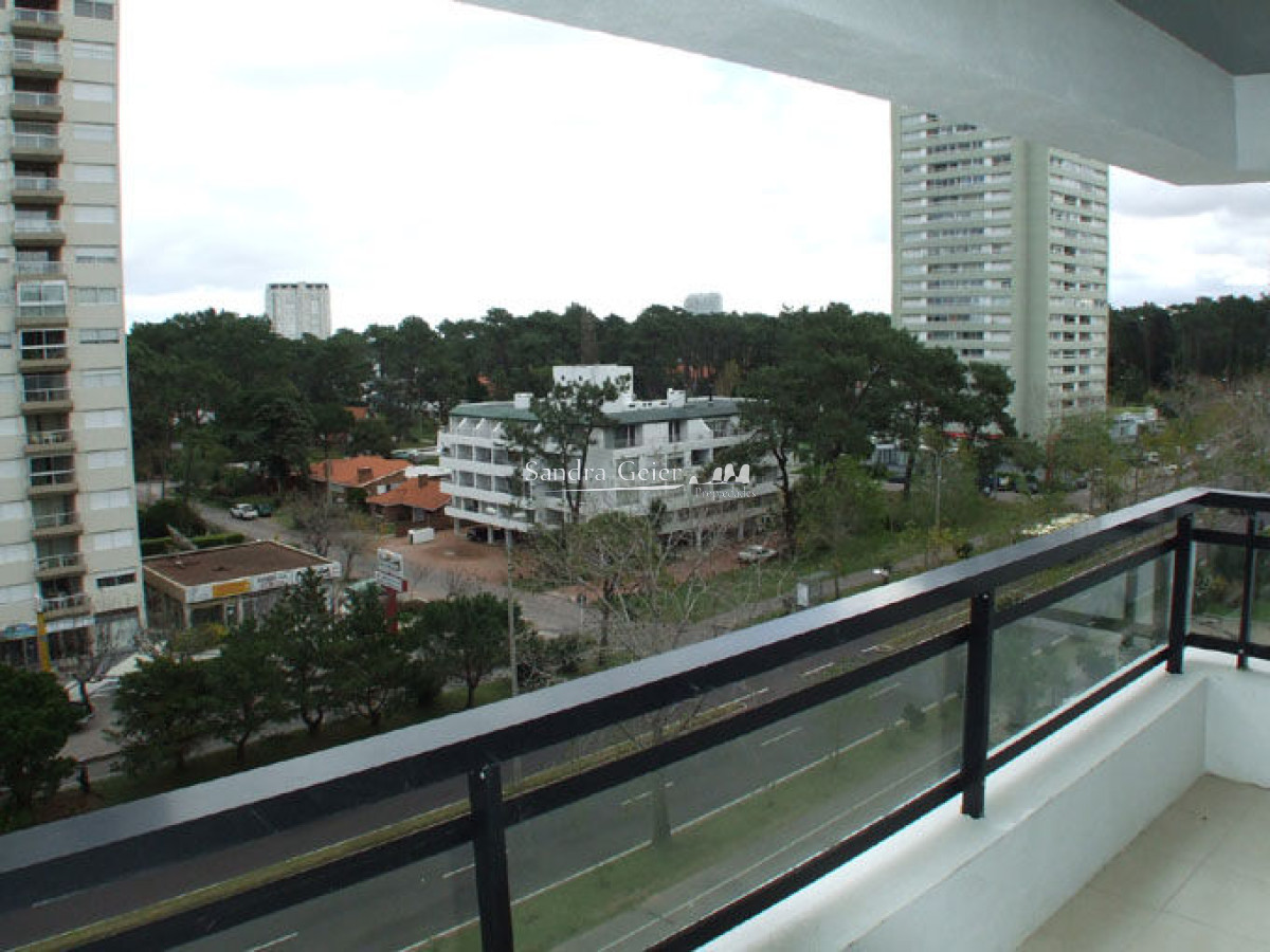 Apartamento ID.2477 - venta Roosvelt doble garage, amenities