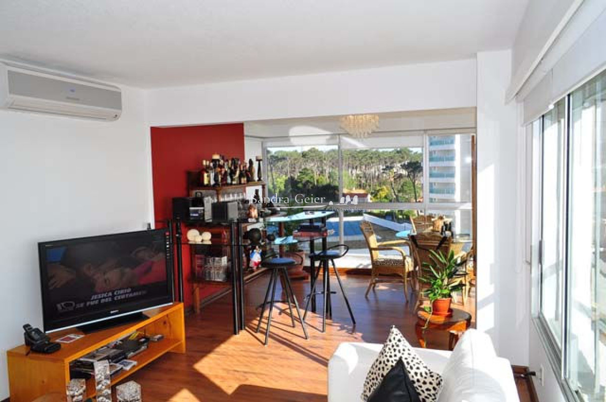 Apartamento ID.2895 - VENTA MANSA COMPLEJO   FRENTE AL MAR 