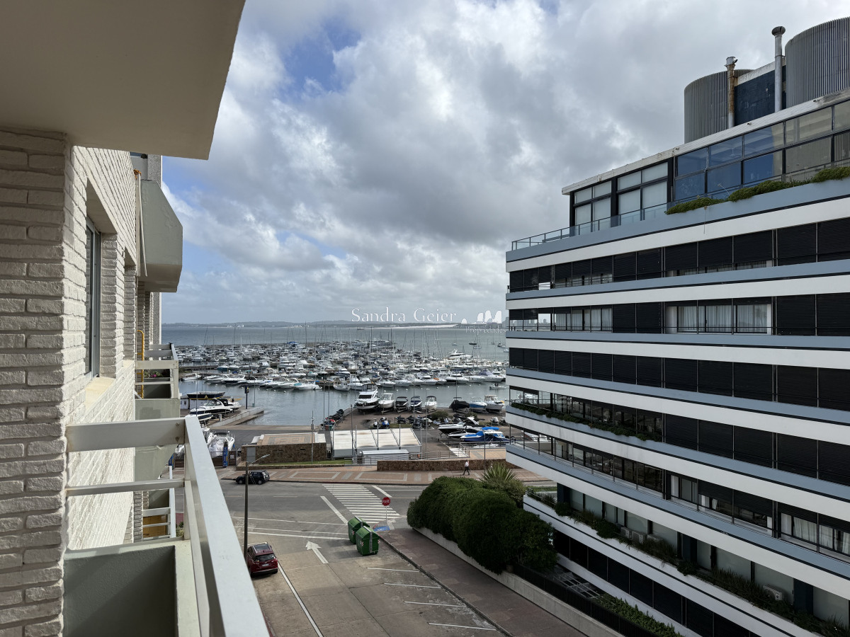 Apartamento ID.2877 - APARTAMENTO EN PENINSULA  A PASOS DEL PUERTO